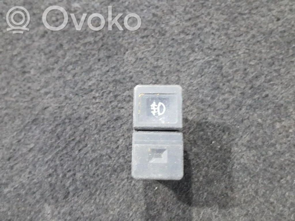 Fog light switch