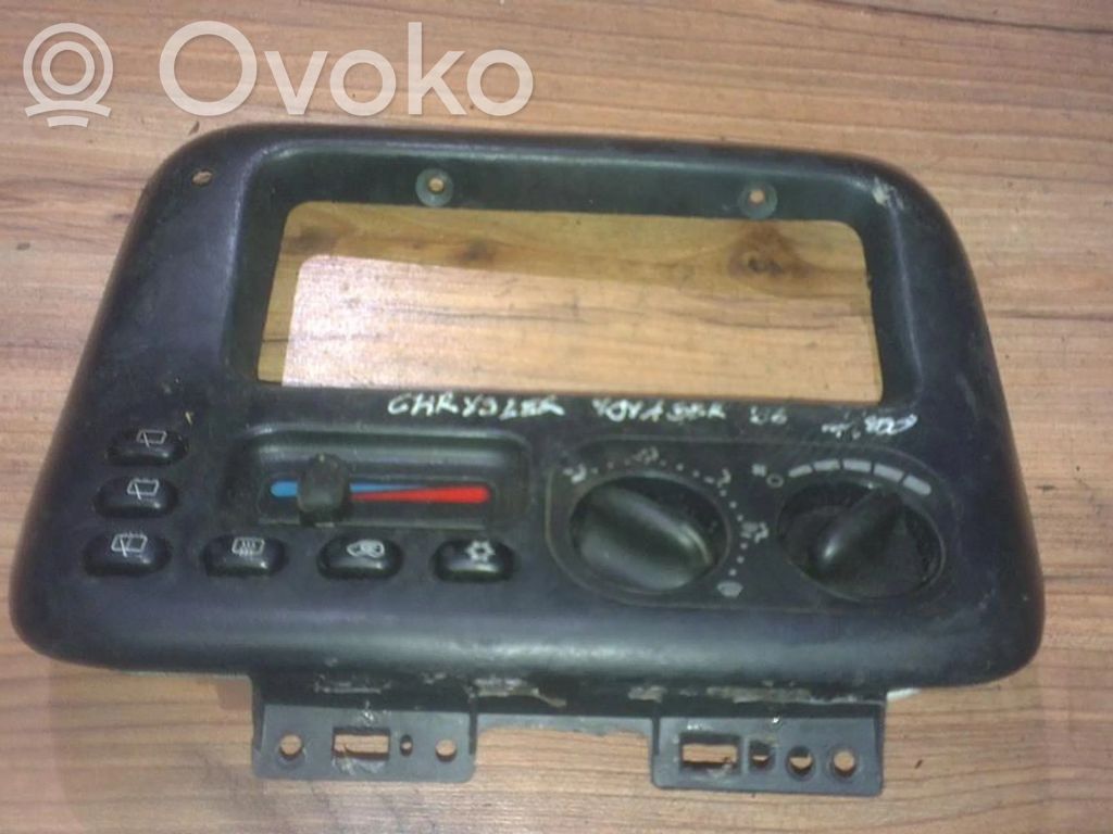 Chrysler Voyager Climate control unit 