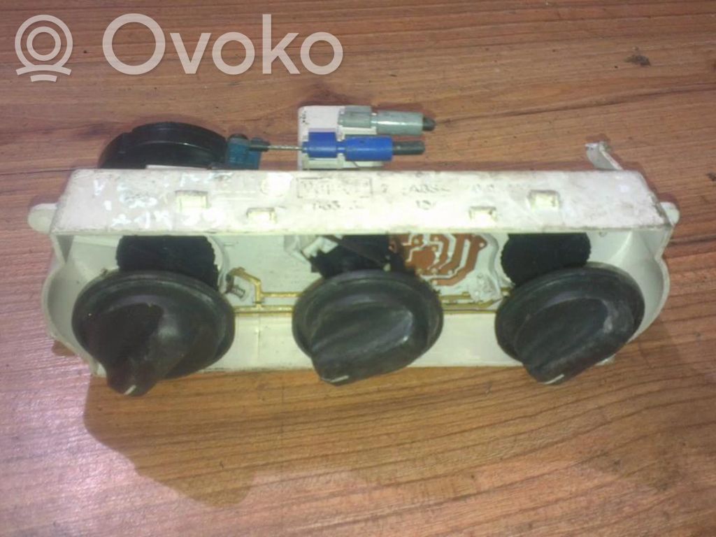 Opel Vectra B Climate control unit 
