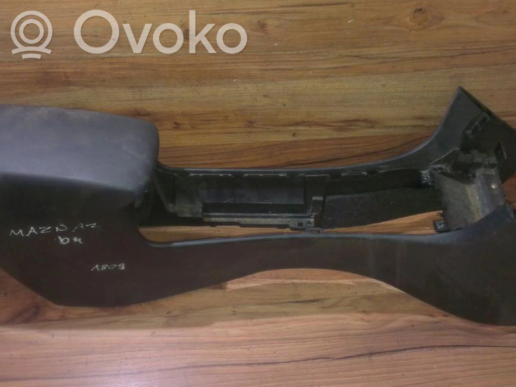 Mazda 3 I Reposabrazos 