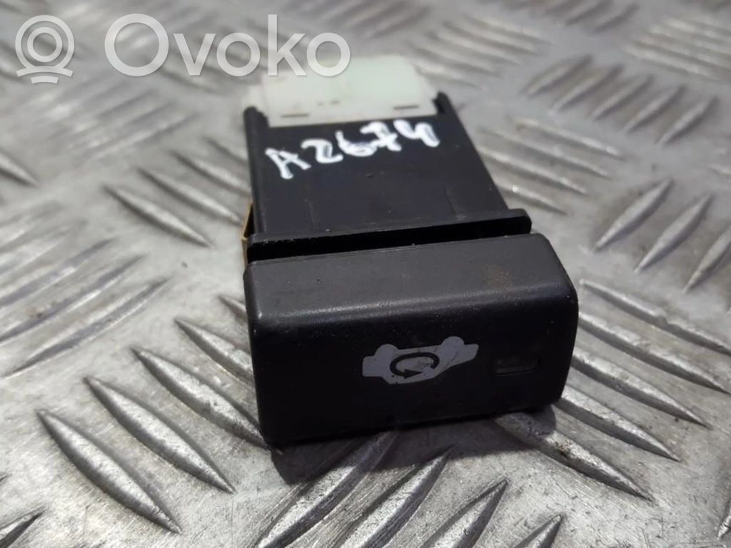 Other switches/knobs/shifts   560K,560K