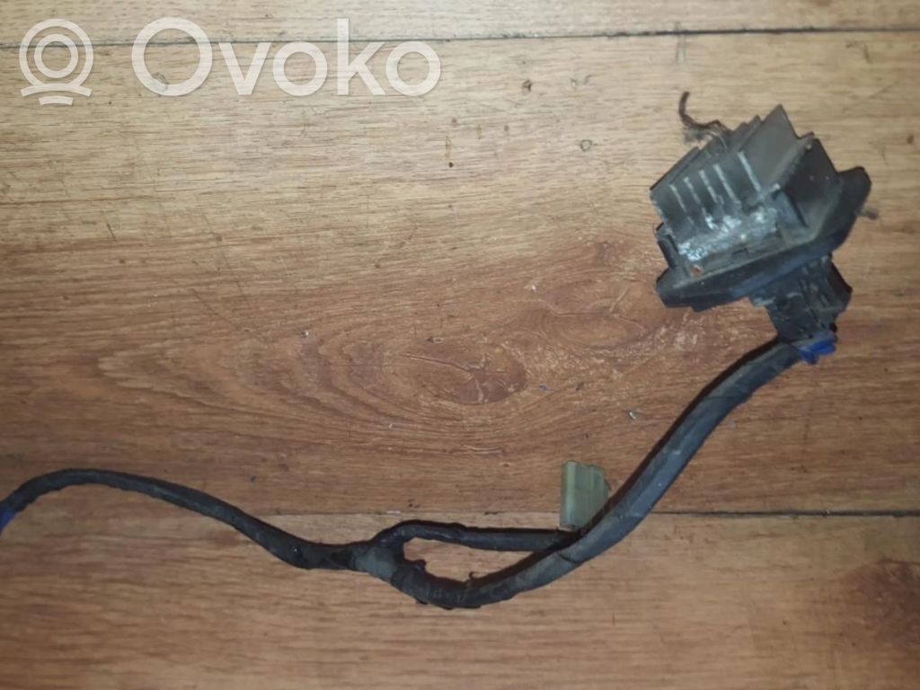 KIA Clarus Heater blower motor/fan resistor 