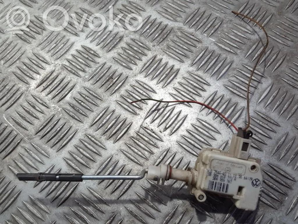 Skoda Octavia Mk1 (1U) Motor închidere centralizată 