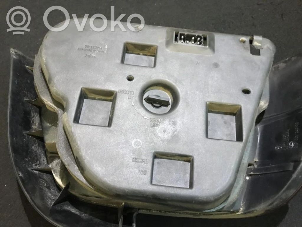 Takavalon polttimon suojan pidike   14603400,14603400,14603400,14603400