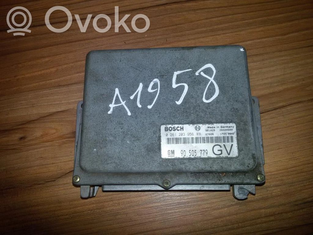 Engine control unit/module   0261203956,90505779,0261203956,90505779
