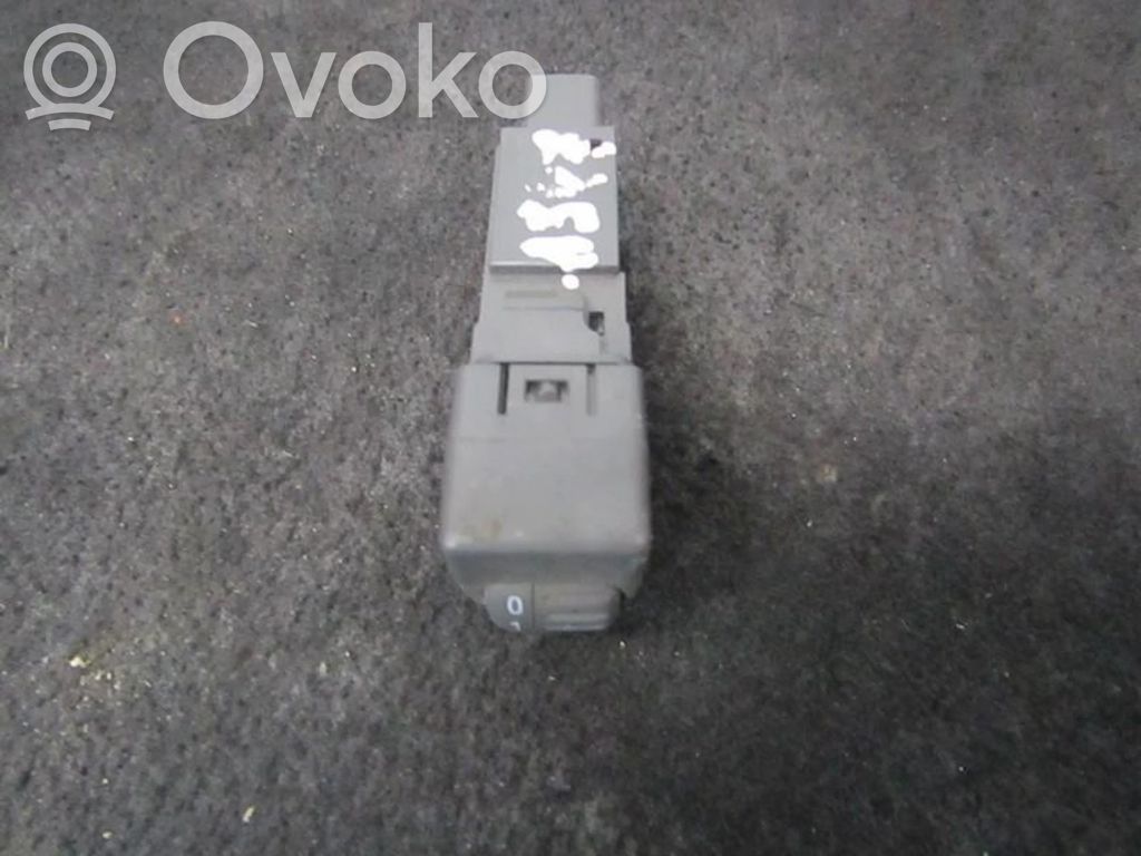 Headlight level height control switch   1371B47,1371B47,134137,1371B47,1371B47