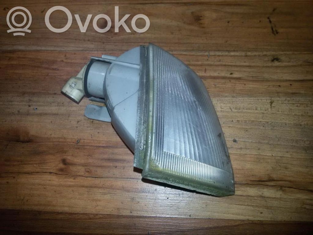 Renault Clio I Frontblinker 