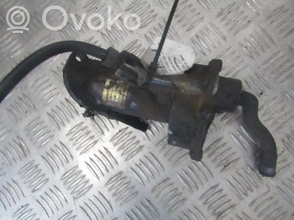 Ford Mondeo MK II Pompa a vuoto