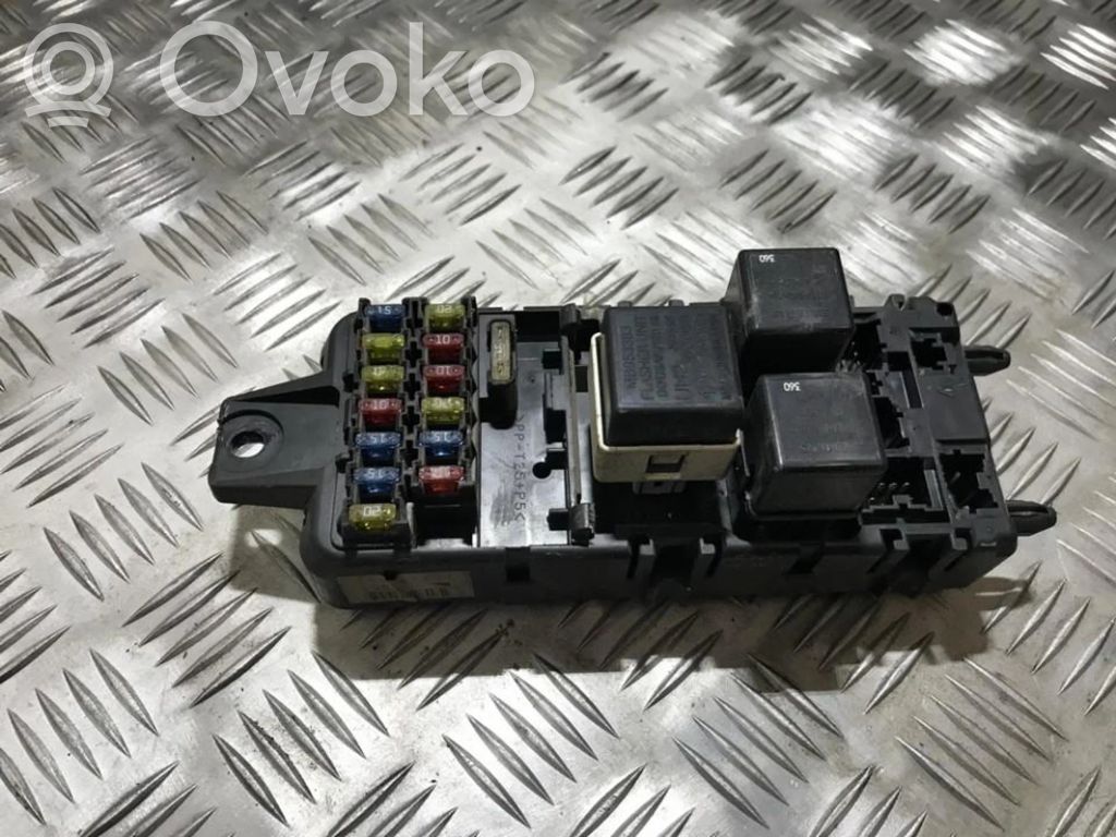 Volvo S40, V40 Saugiklių dėžė (komplektas) 