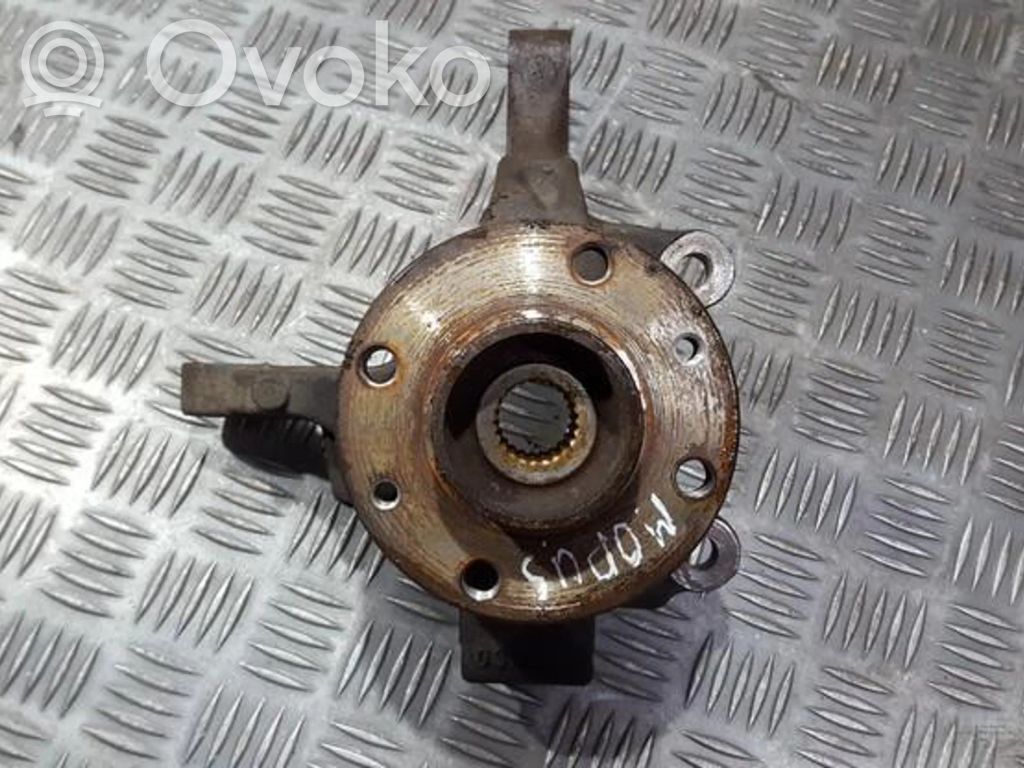 Cubo de rueda delantera