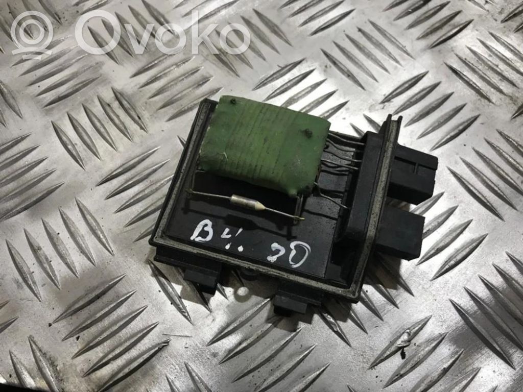 Audi 80 90 S2 B4 Motor aerotermă/rezistor ventilator 