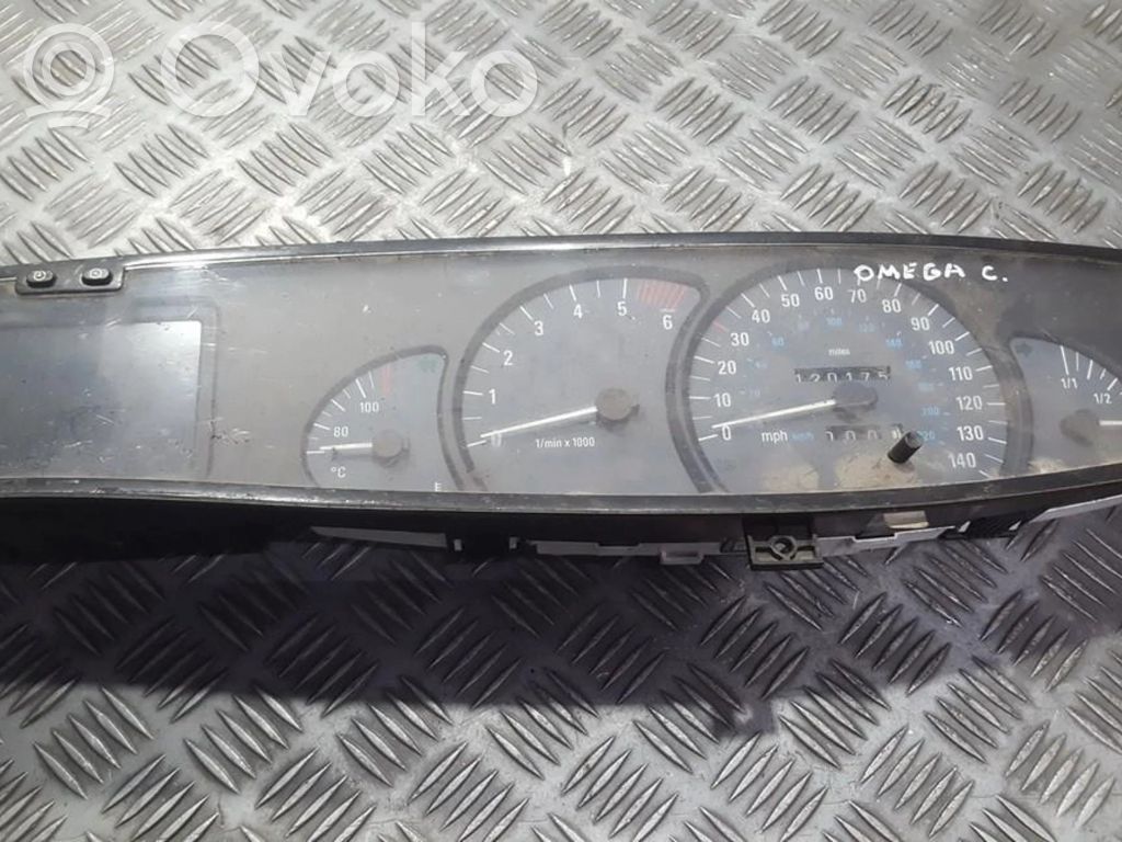 Opel Omega B2 Licznik / Prędkościomierz 