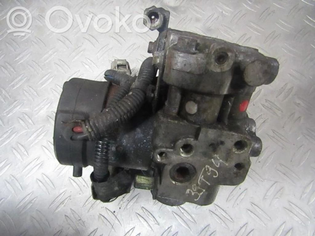 Toyota Carina T190 Pompa ABS 