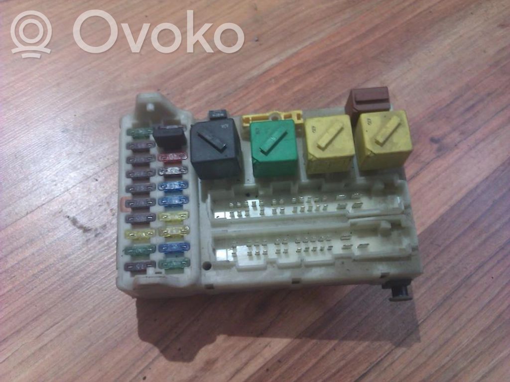 Ford Mondeo MK II Set cutie siguranțe 
