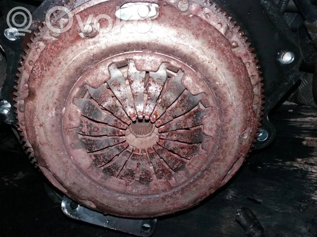 Volkswagen Golf V Kit d'embrayage 