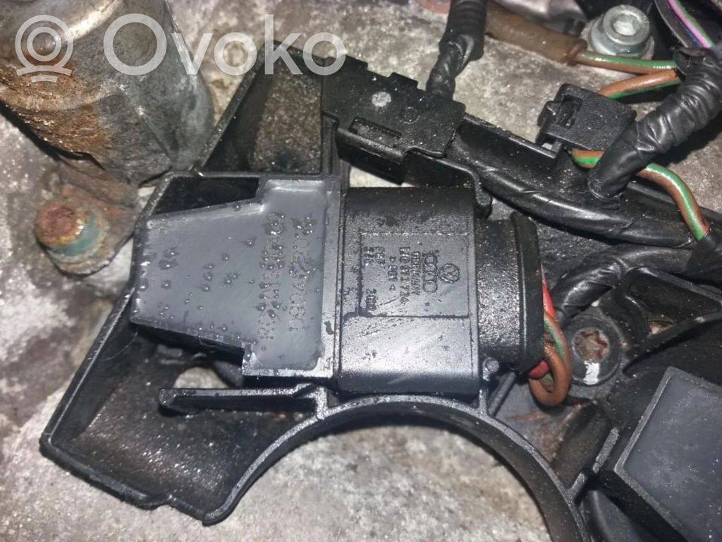 Volkswagen Golf V Bobină aprindere 