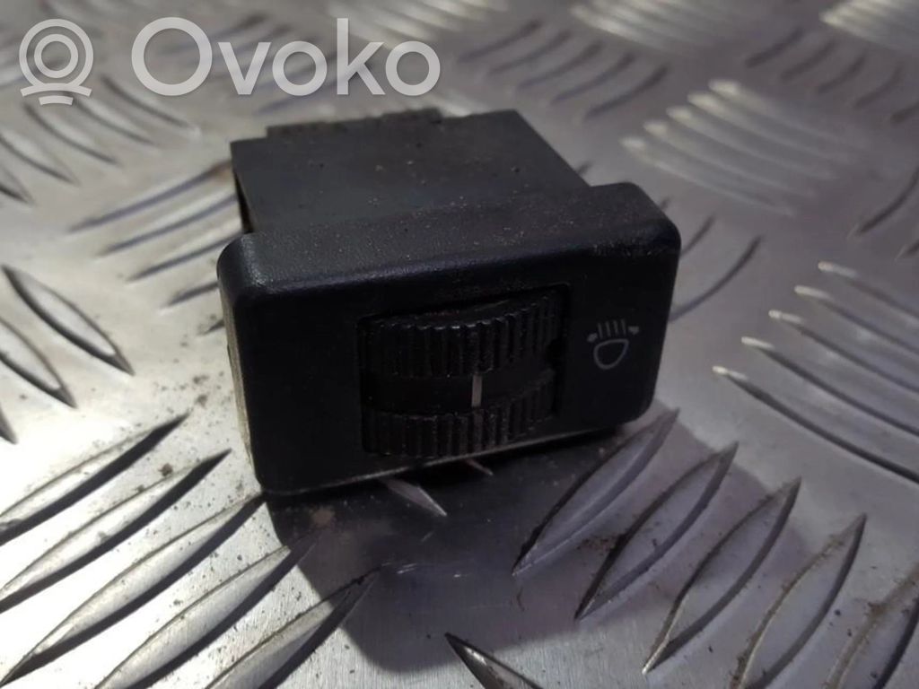 Volkswagen Transporter - Caravelle T4 Interruttore di regolazione livello altezza dei fari