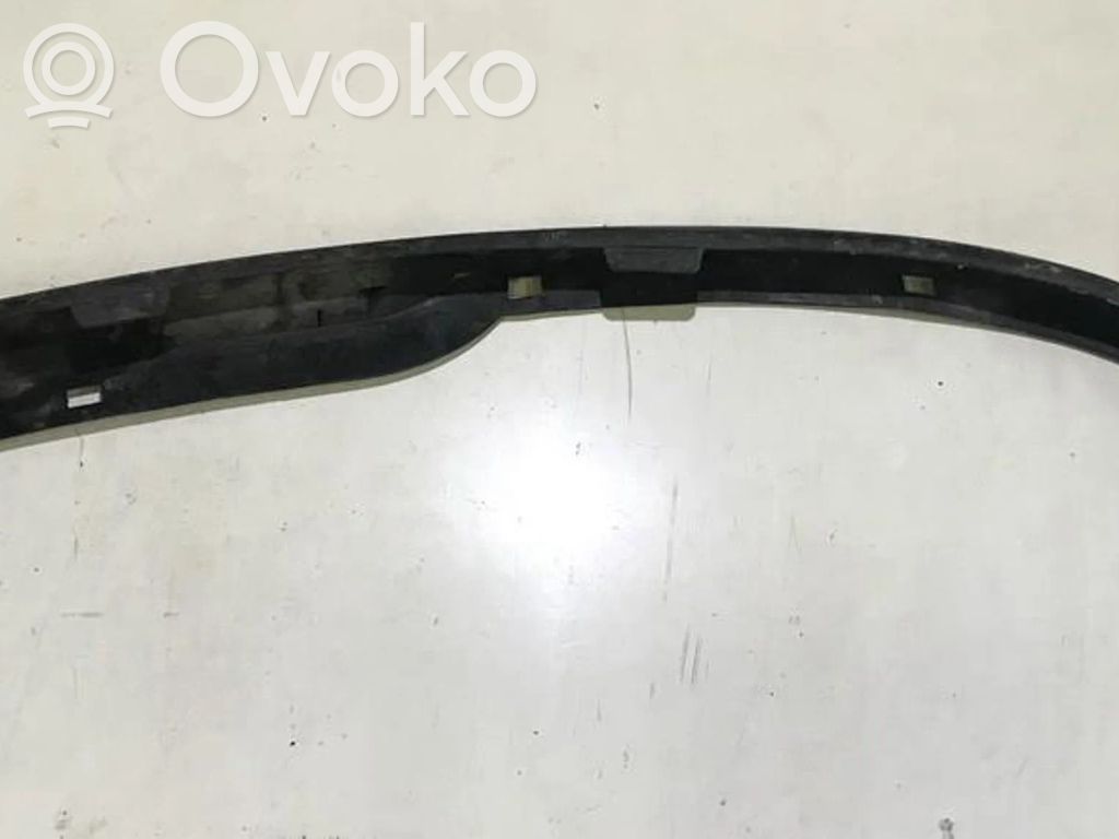 Opel Astra H Labbro del paraurti anteriore