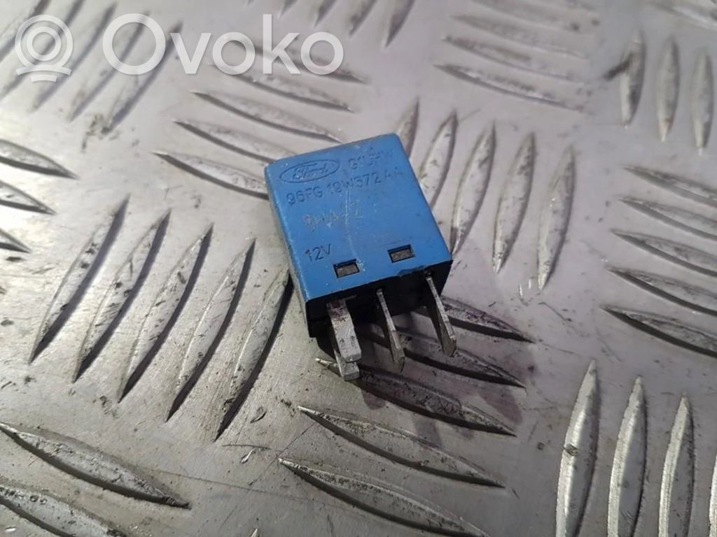 Otros relés   96FG19W572AA,V23074,96FG19W572AA,V23074