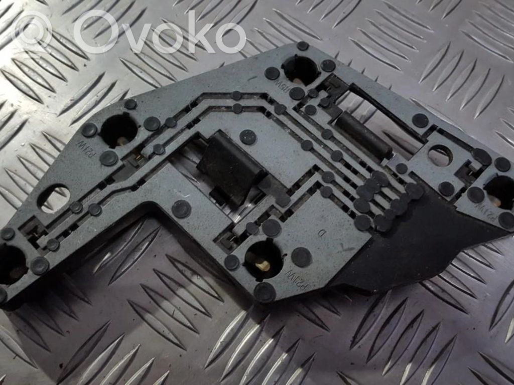 Toyota Avensis T220 Wkład lampy tylnej 