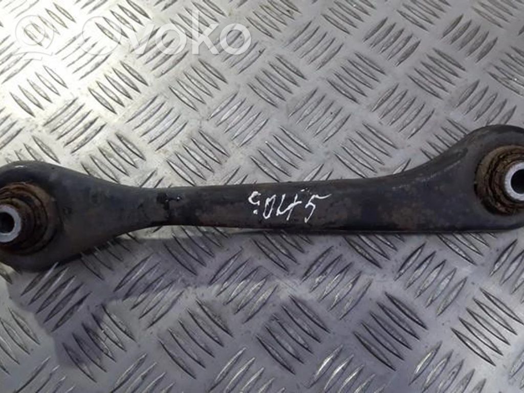 Basculă superioară spate   1K0501529P,1K0501529P