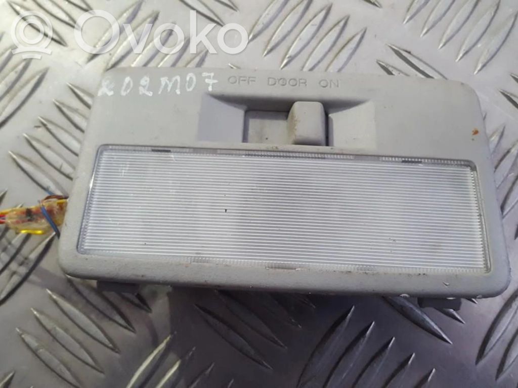 Éclairage lumière plafonnier avant   C23551310,C23551310