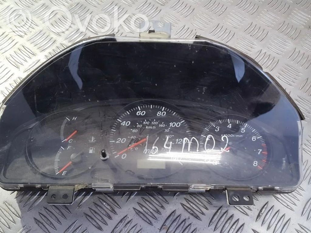 Mazda Premacy Geschwindigkeitsmesser Cockpit 