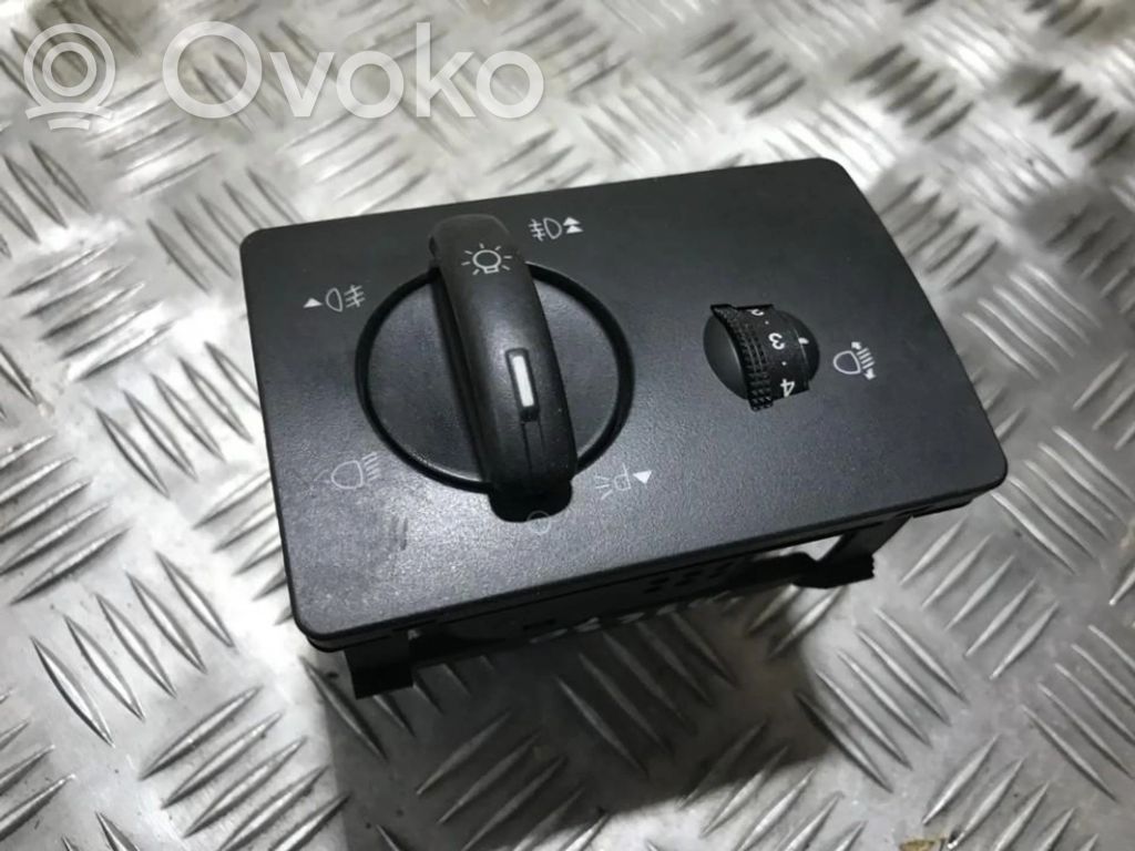 Light switch   4M5T13A024MA,04059765,04059765,4M5T13A024MA