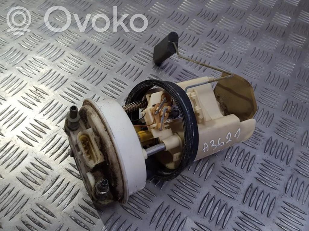 Mitsubishi Carisma Pompa paliwa w zbiorniku 