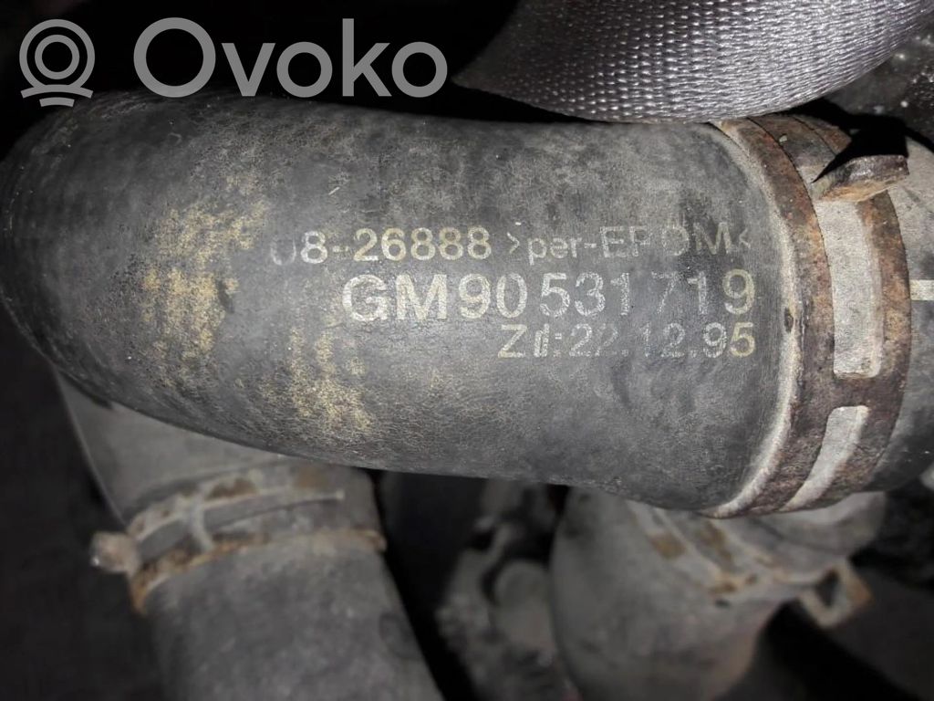 Opel Vectra B Tuyau de liquide de refroidissement moteur