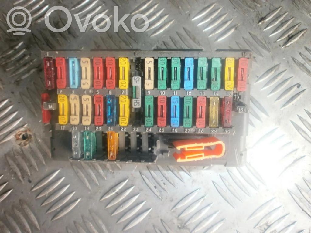 Peugeot 406 Set cutie siguranțe 