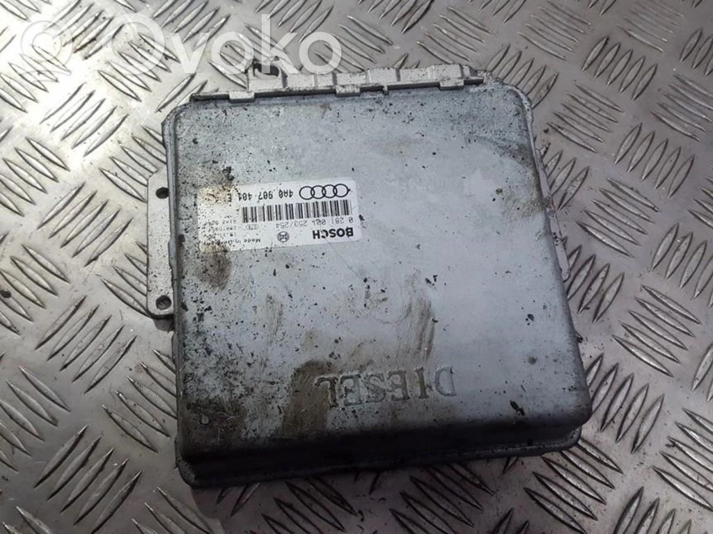 Moottorin ohjainlaite/moduuli   4A0907401E,4A0907401E