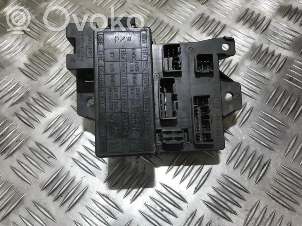Suzuki Wagon R+ Juego de caja de fusibles 