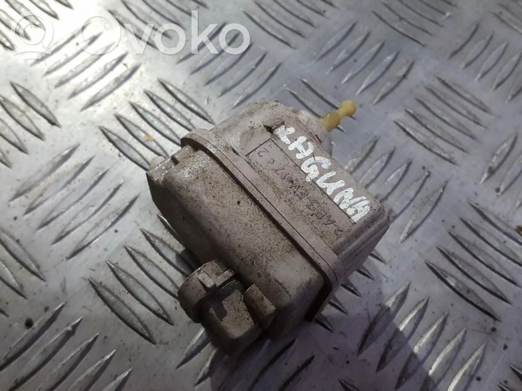 Renault Laguna I Moteur de réglage du niveau des phares