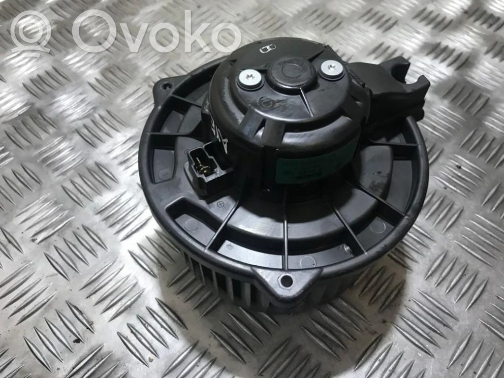 Toyota Avensis T250 Ventola riscaldamento/ventilatore abitacolo