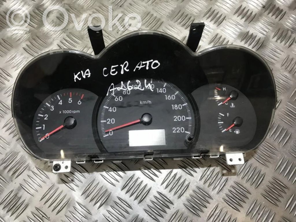 KIA Cerato Nopeusmittari (mittaristo) 