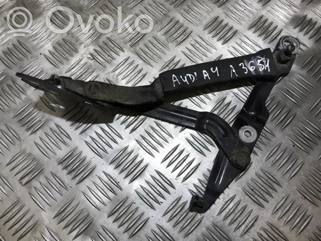 Audi A4 S4 B5 8D Tailgate/trunk/boot hinge 