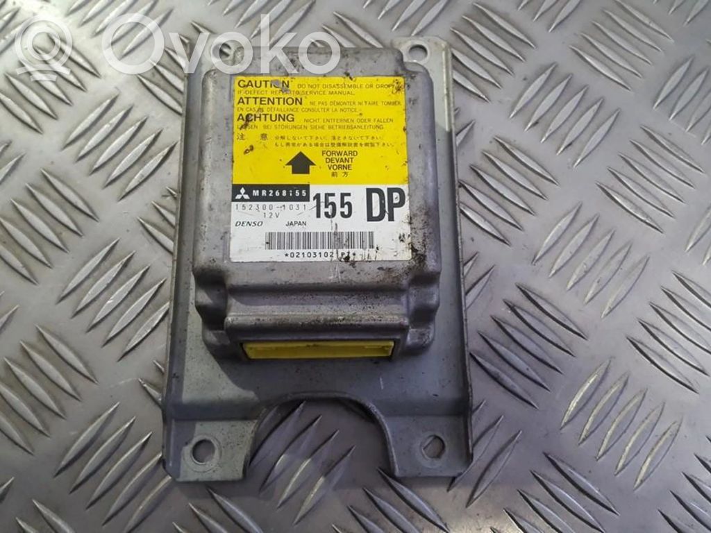 Mitsubishi Space Runner Airbag control unit/module 