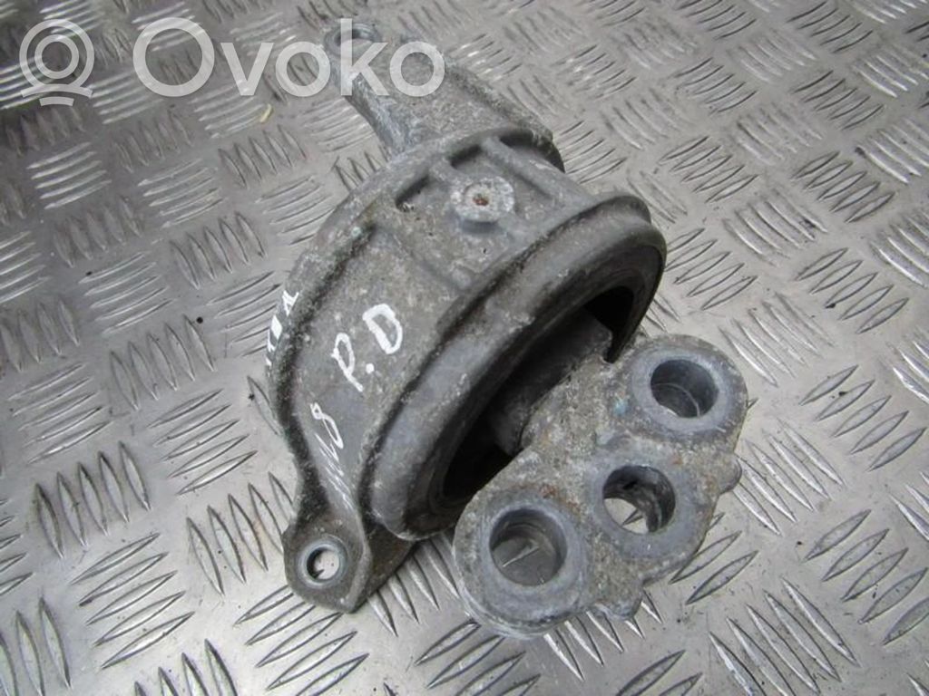 Opel Astra H Supporto di montaggio del motore