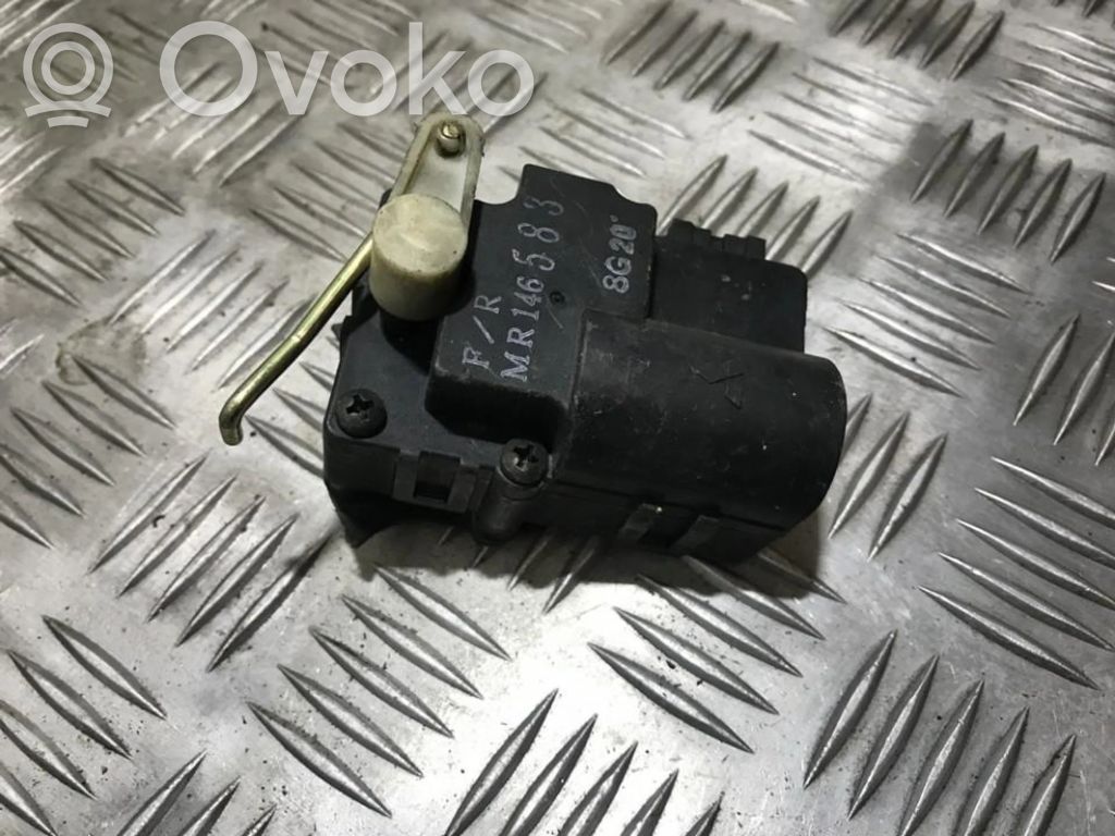 Mitsubishi Carisma Silniczek nagrzewnicy 