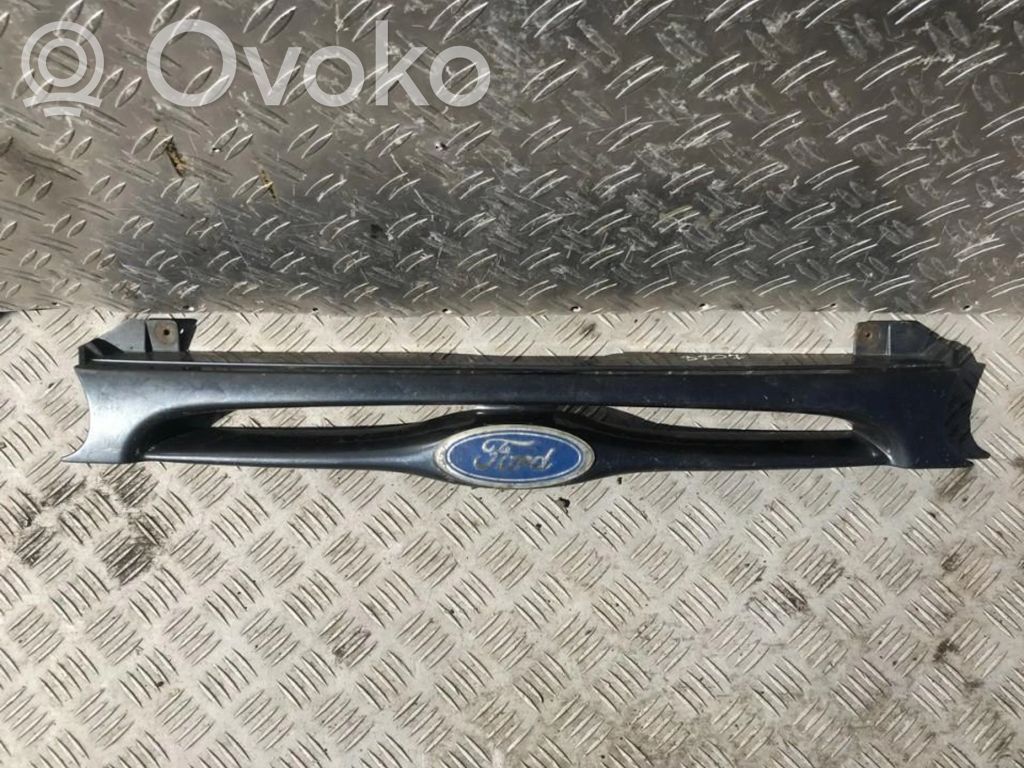 Ford Mondeo MK I Griglia anteriore 