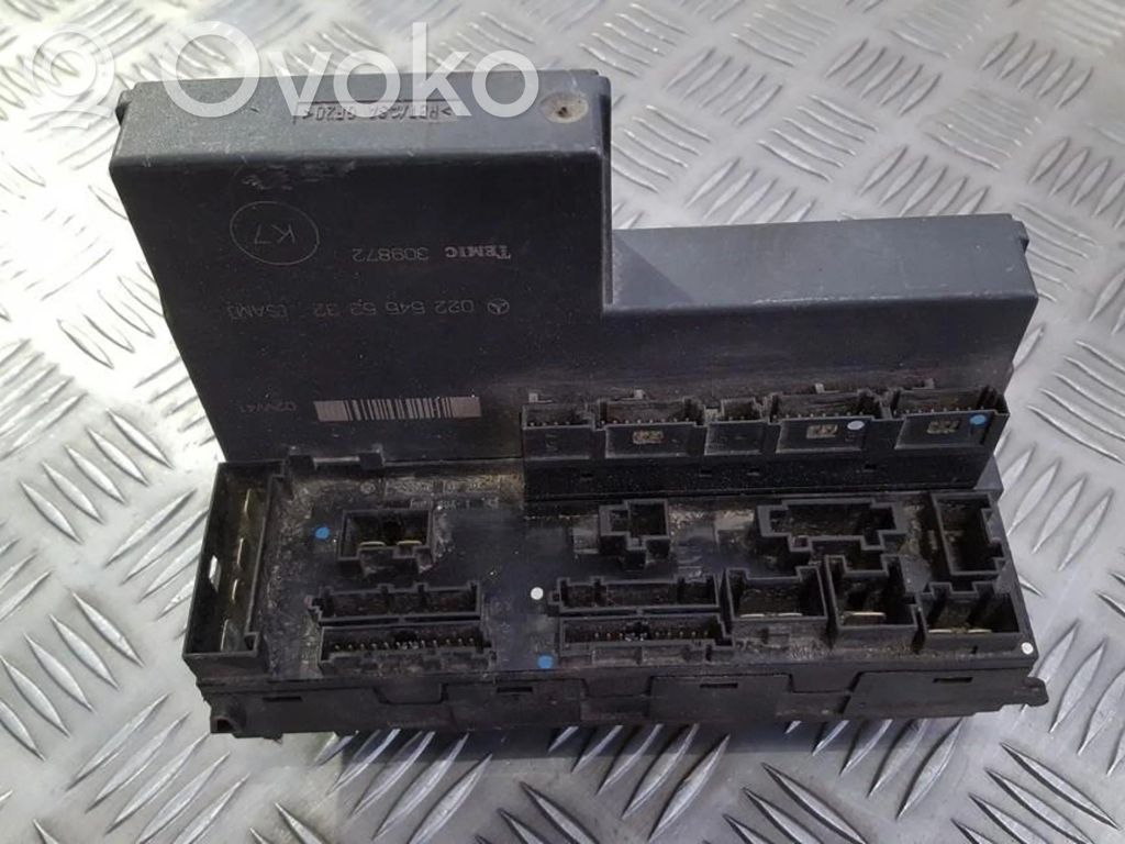Mercedes-Benz C W202 Set scatola dei fusibili 