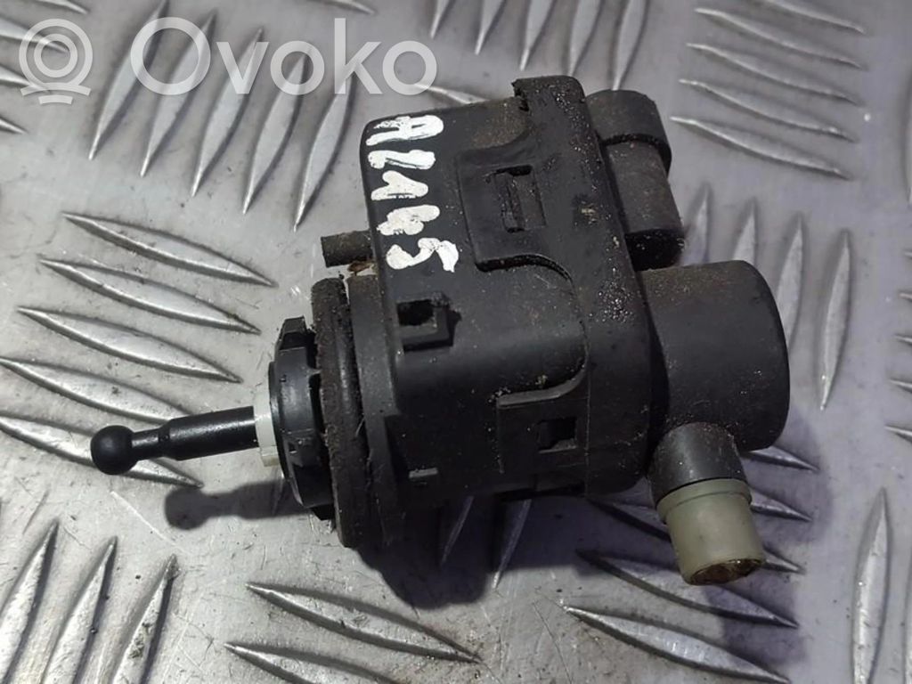 Renault Clio II Motor reglare nivel far 