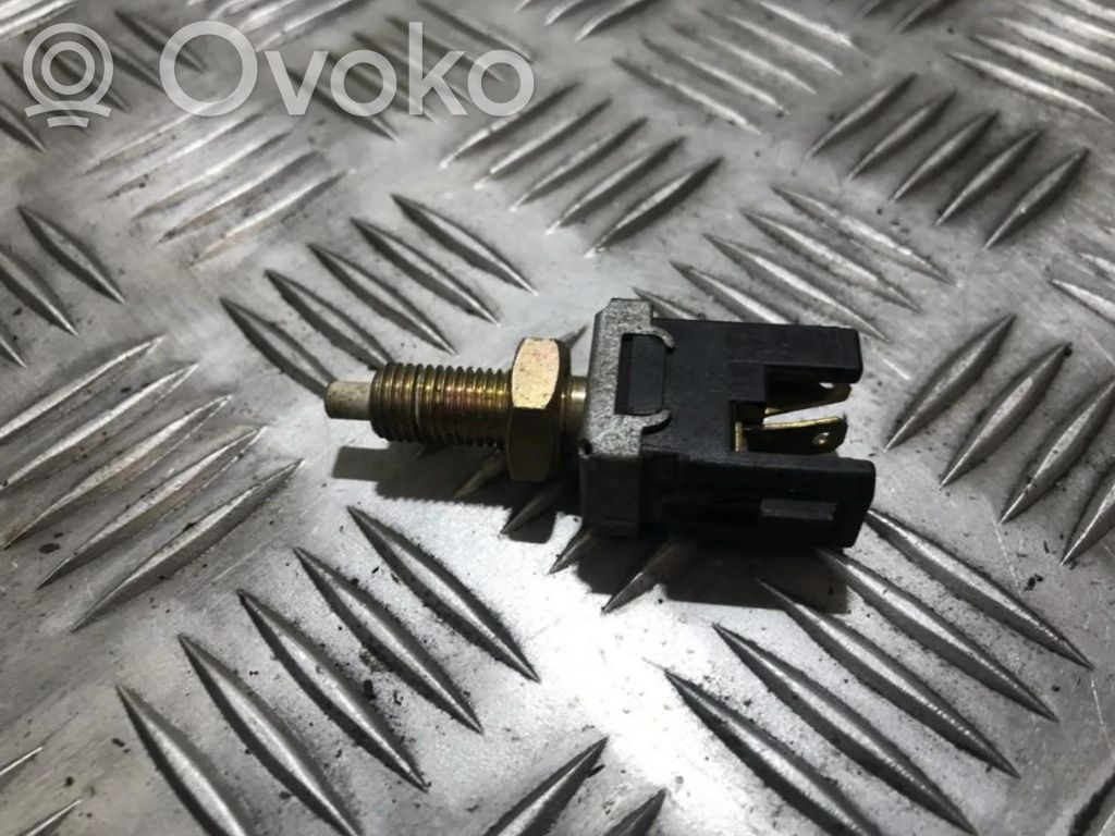 Brake pedal sensor switch