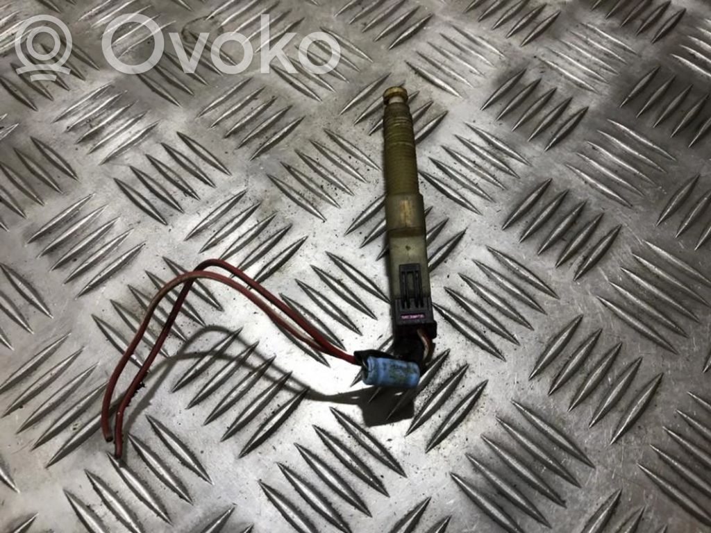 Interruptor sensor del pedal de freno   443945515,443945515