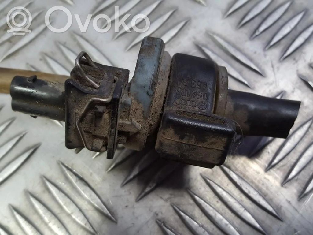 Volkswagen Golf III Valvola di depressione (usato) 
