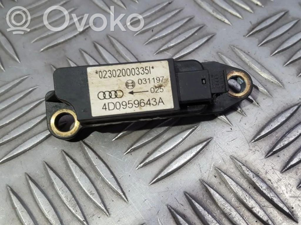 Audi A8 S8 D2 4D Airbag deployment crash/impact sensor 