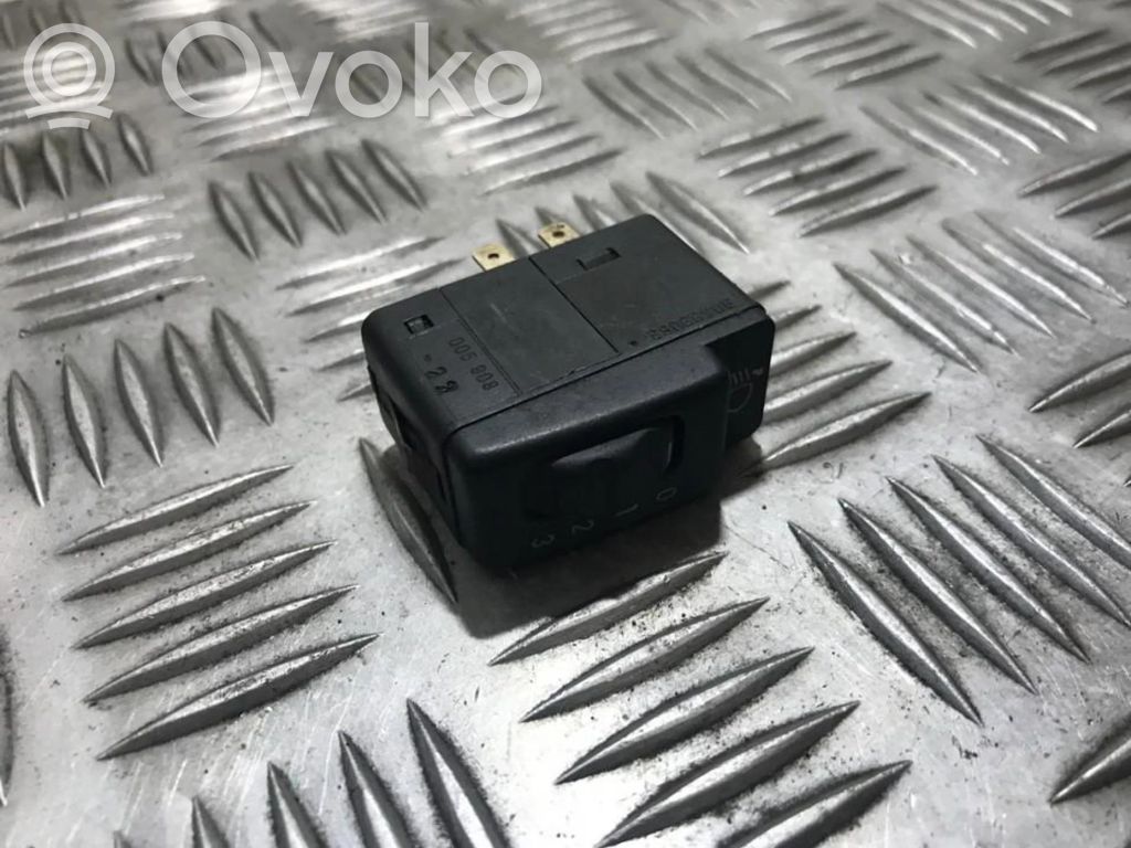 Headlight level height control switch   90483063,90483063