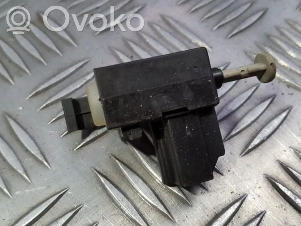 Interruptor sensor del pedal de freno   6G9T11A152AA,6G9T11A152AA,6G9T11A152AA,6G9T11A152AA