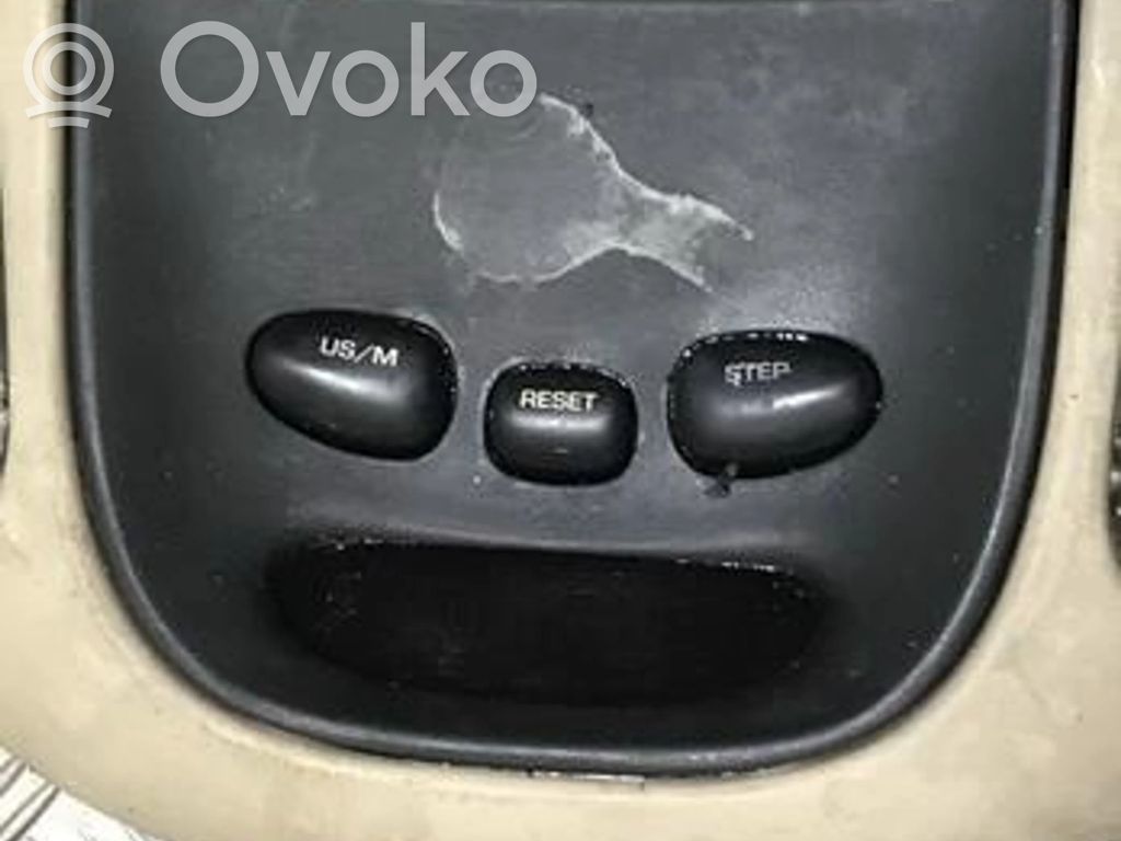 Chrysler Voyager Monitor / wyświetlacz / ekran 